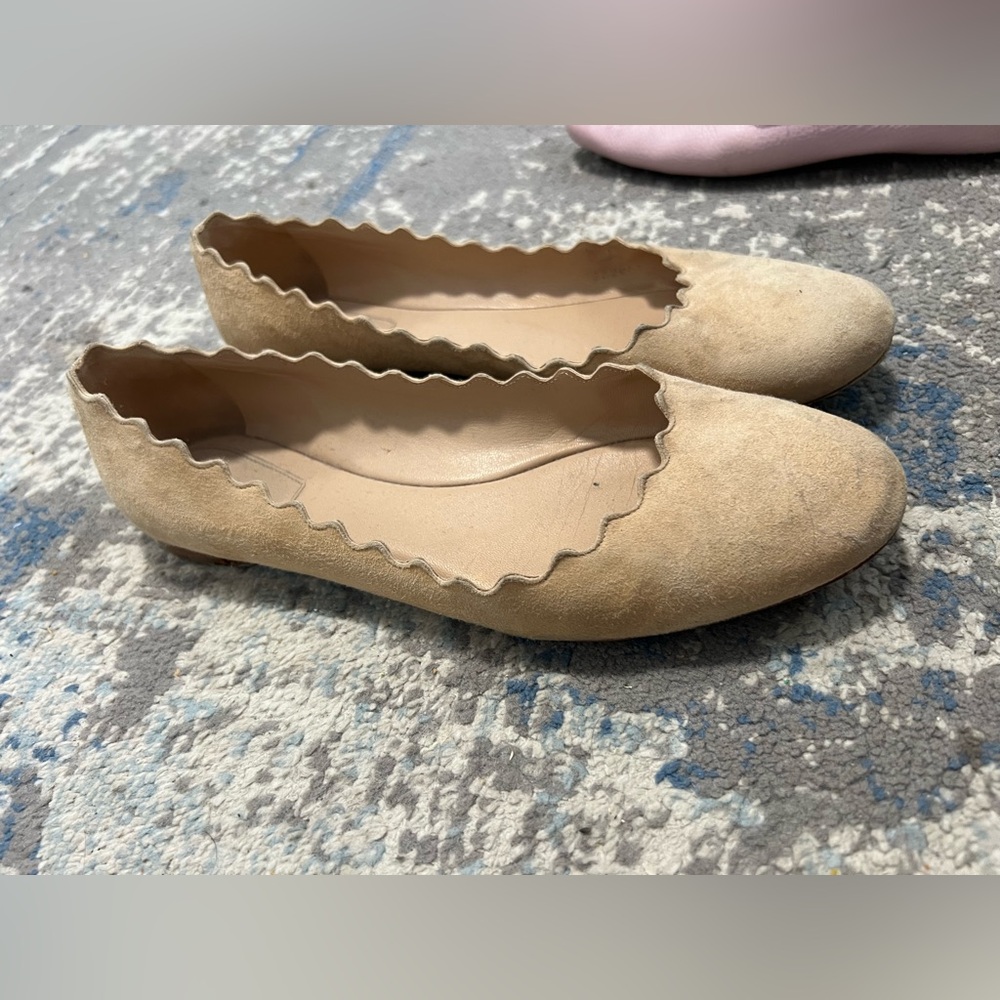CHLOE scalloped beige ballet flats
